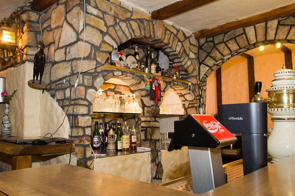 Hotel Rhein-Mosel-View Urbar  ภายนอก รูปภาพ