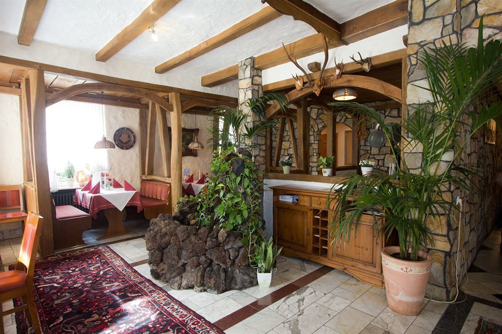 Hotel Rhein-Mosel-View Urbar  ภายนอก รูปภาพ