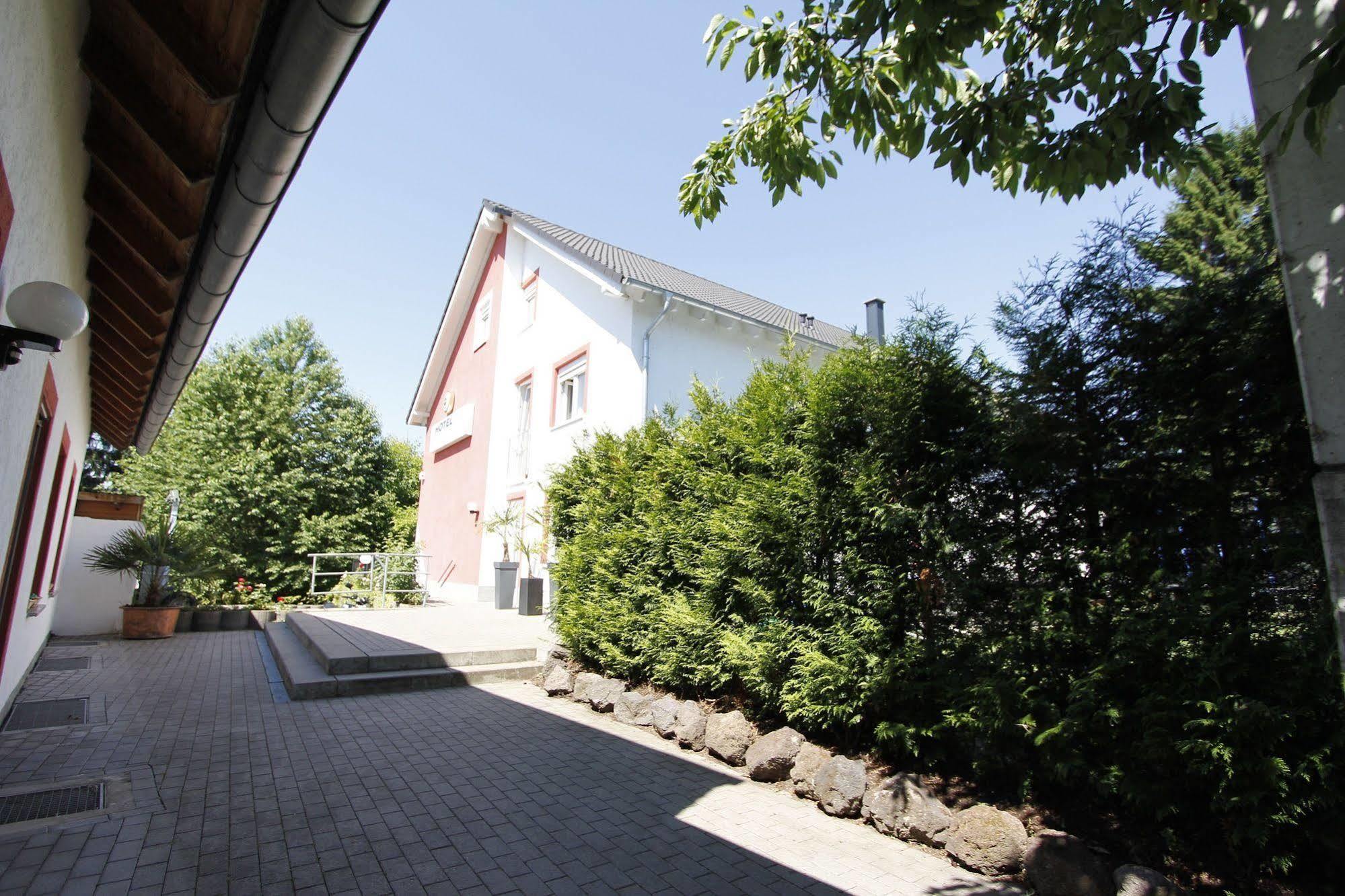 Hotel Rhein-Mosel-View Urbar  ภายนอก รูปภาพ