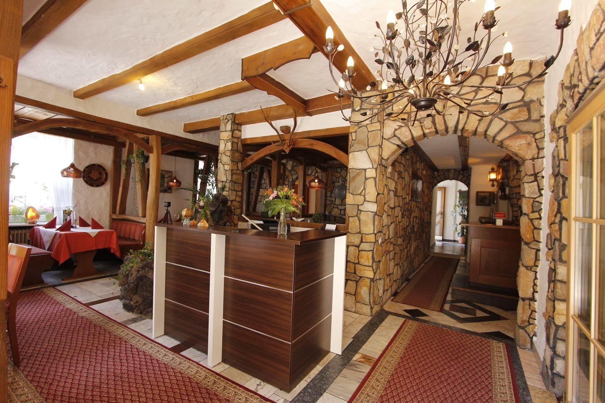 Hotel Rhein-Mosel-View Urbar  ภายนอก รูปภาพ